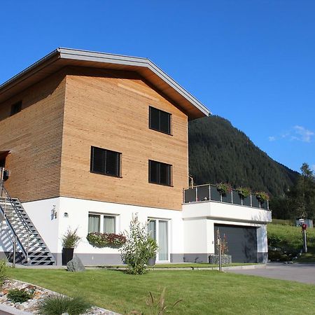 Appartement Bergzeit Gaschurn Bagian luar foto