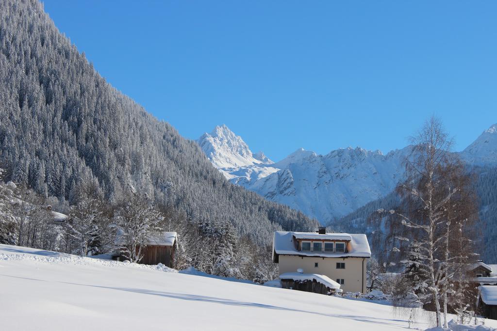 Appartement Bergzeit Gaschurn Bagian luar foto